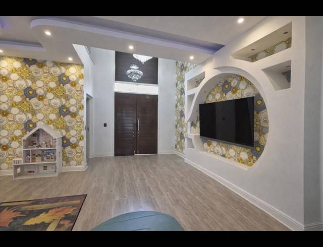 3 BEDROOM TOWNHOUSE FOR SALE IN IZINGA ESTATE